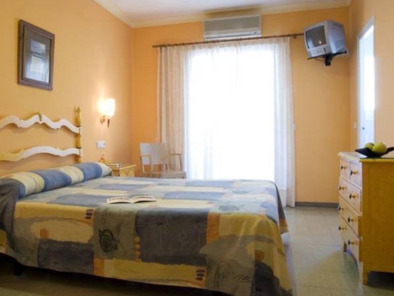 Hotel Es Furio Tamariu Exterior photo